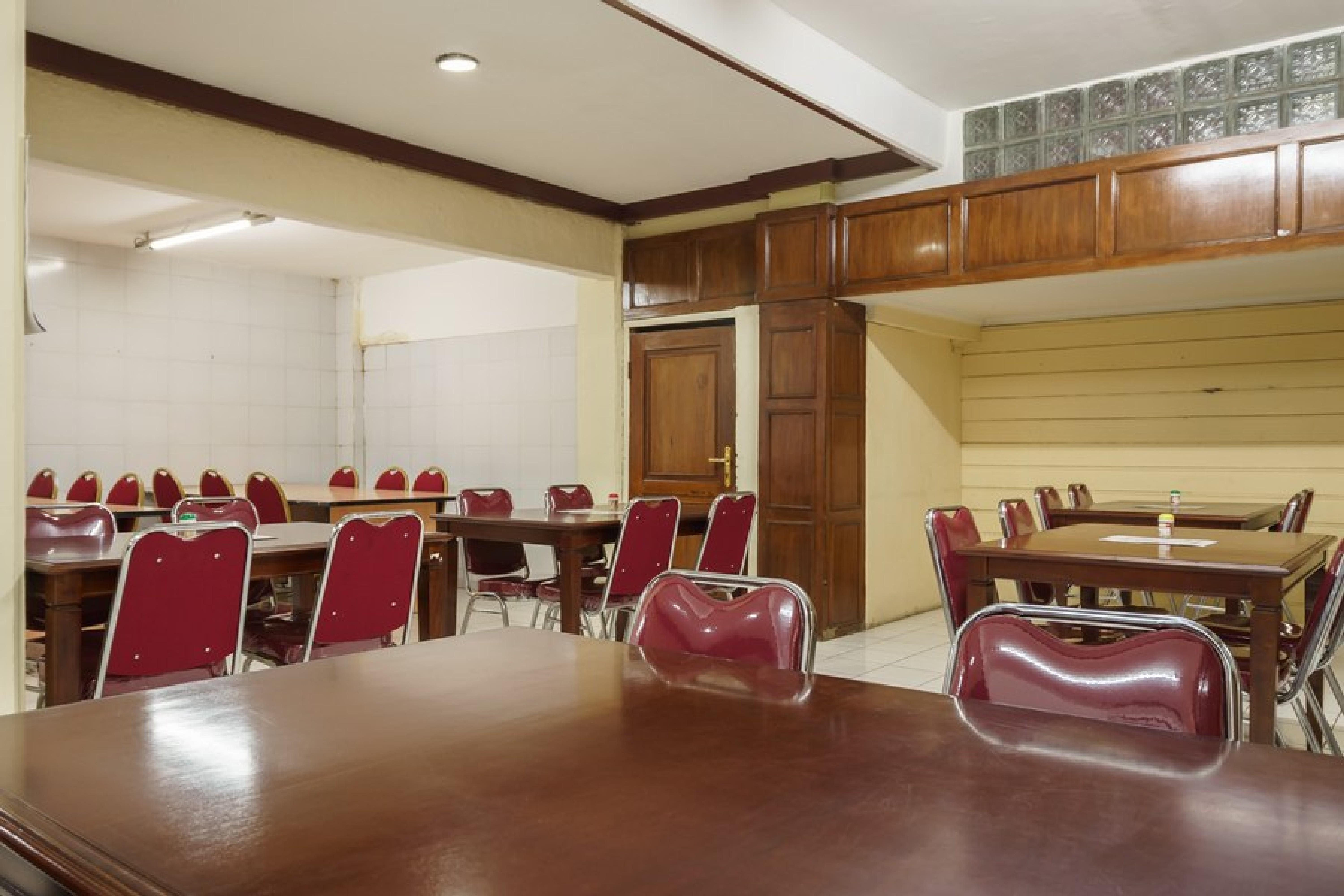 Reddoorz @ Jalan Jaksa Jakarta Exteriör bild